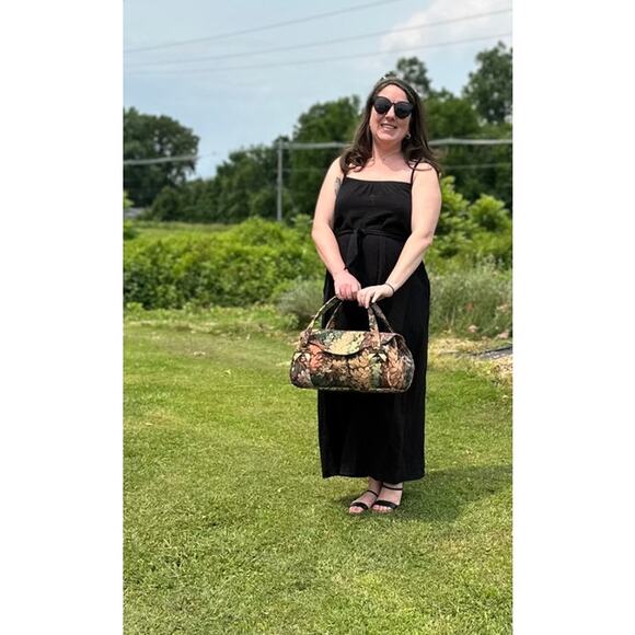 Tapestry Organizer Tote - Picture 2 of 10